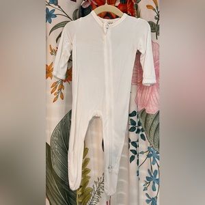 Kyte Zippered Footie in Cloud size 3-6 months